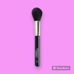 Aesthetica P12 Powder Makeup Brush